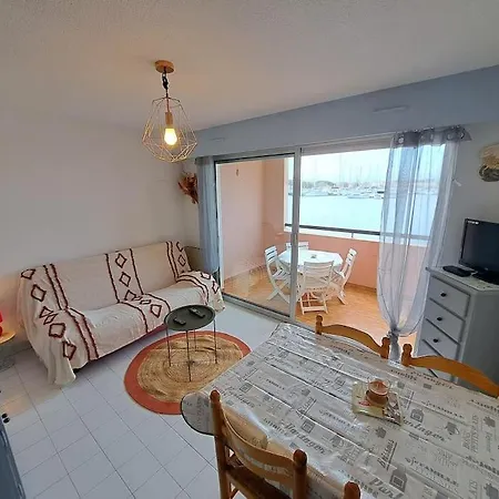 La Brigantine 592, Superbe Vue Pour Ce T2 Avec Piscine.