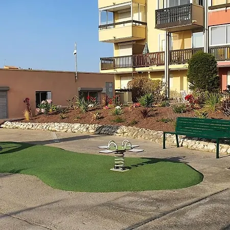 La Brigantine 592, Superbe Vue Pour Ce T2 Avec Piscine. Агд